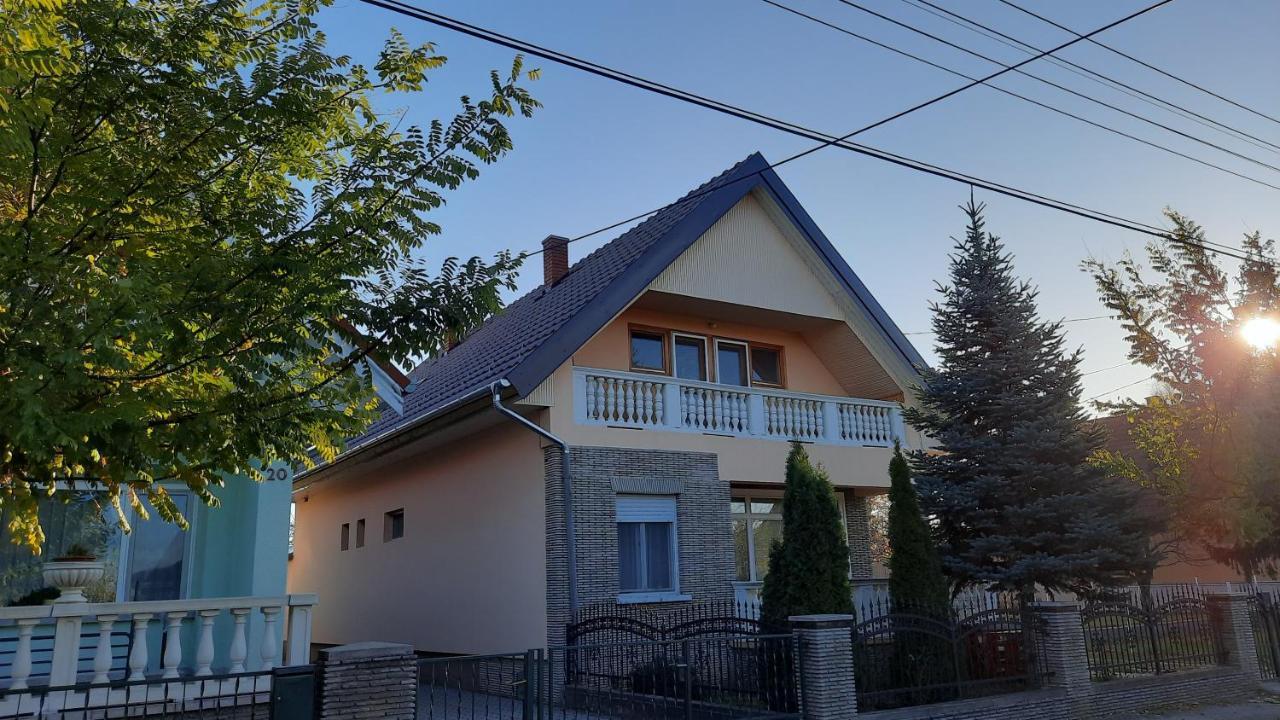 Apartament Magdalena Haz Balatonlelle Zewnętrze zdjęcie