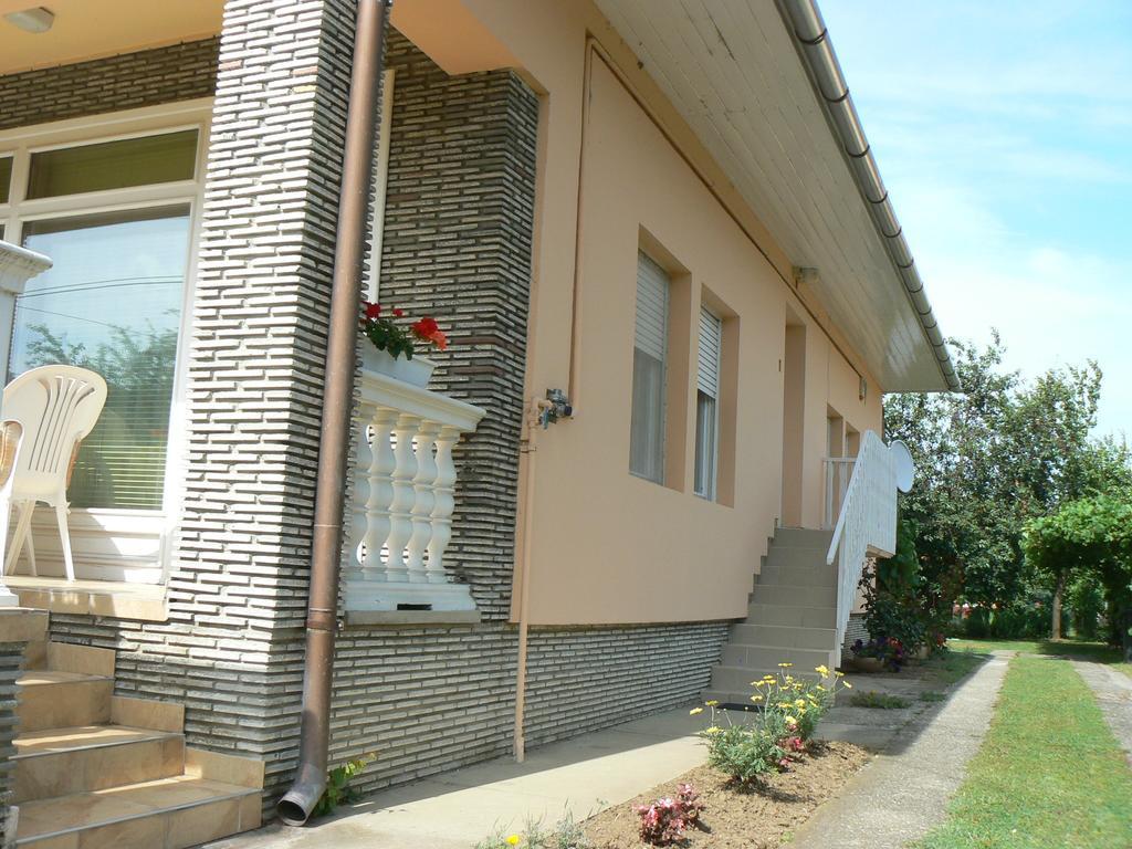 Apartament Magdalena Haz Balatonlelle Zewnętrze zdjęcie